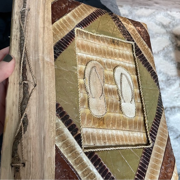 NWOT 2 Handmade banana leaf photo albums - Picture 3 of 10